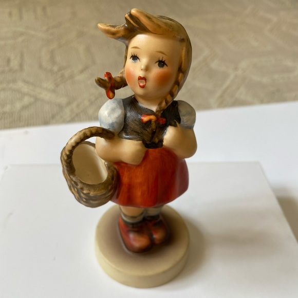 Hummel Other - Hummel Goebel Vintage Figurine #96 Little Shopper